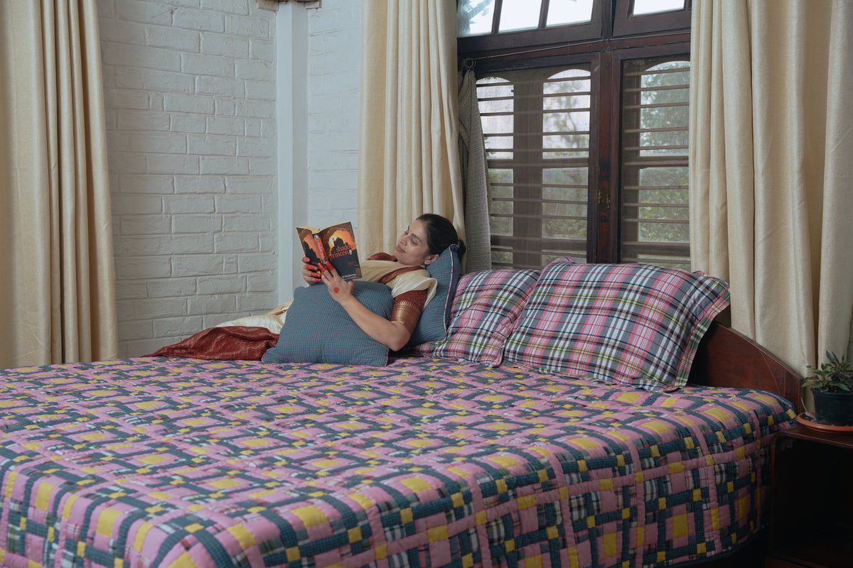 'Jhilmil, In Pink' Patchwork King Size Quilt