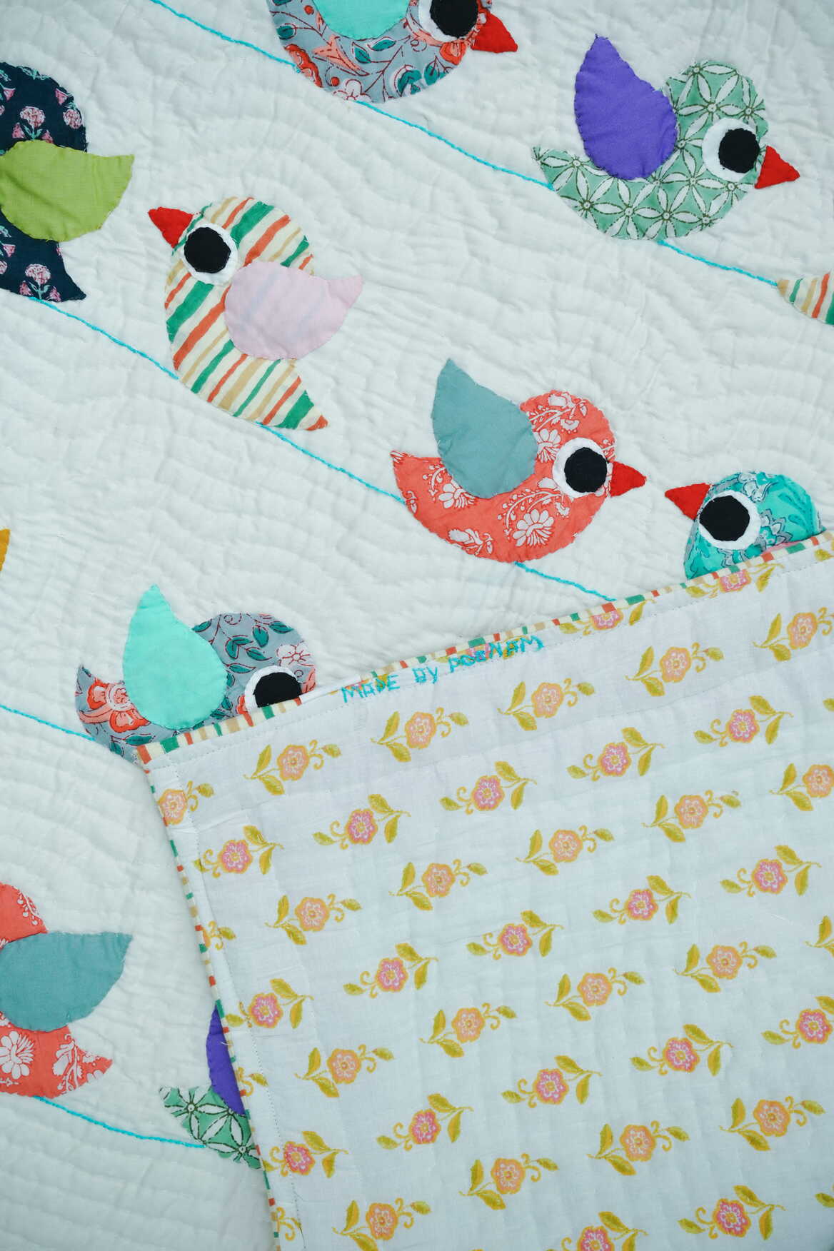 Anek Chidiya White Baby Quilt π£