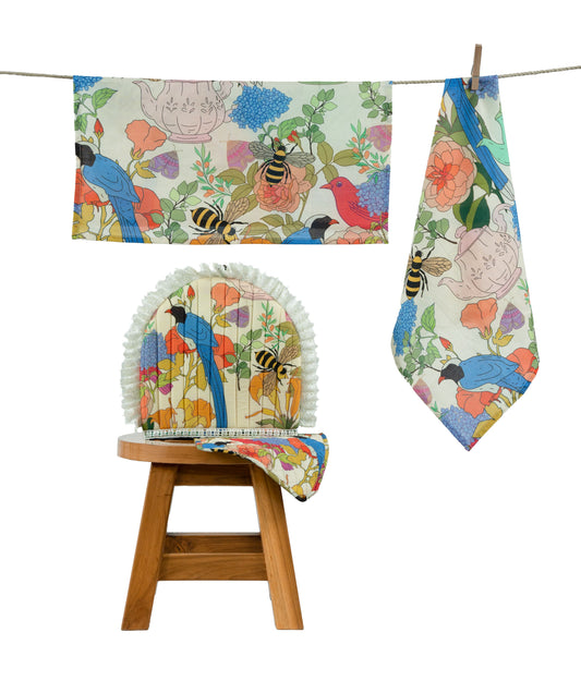 'Diamond of the Season' Tea Cosy Set