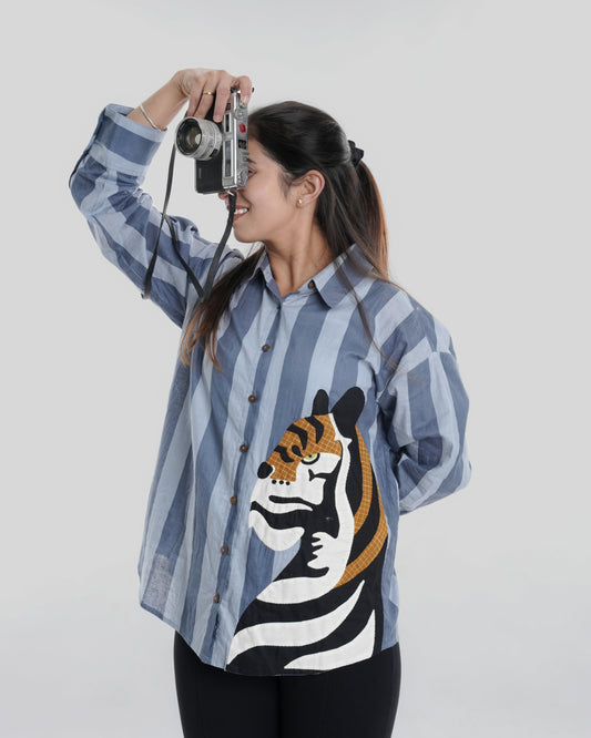 Safari Edit Wearable Art Shirt, Grey Bold Stripe