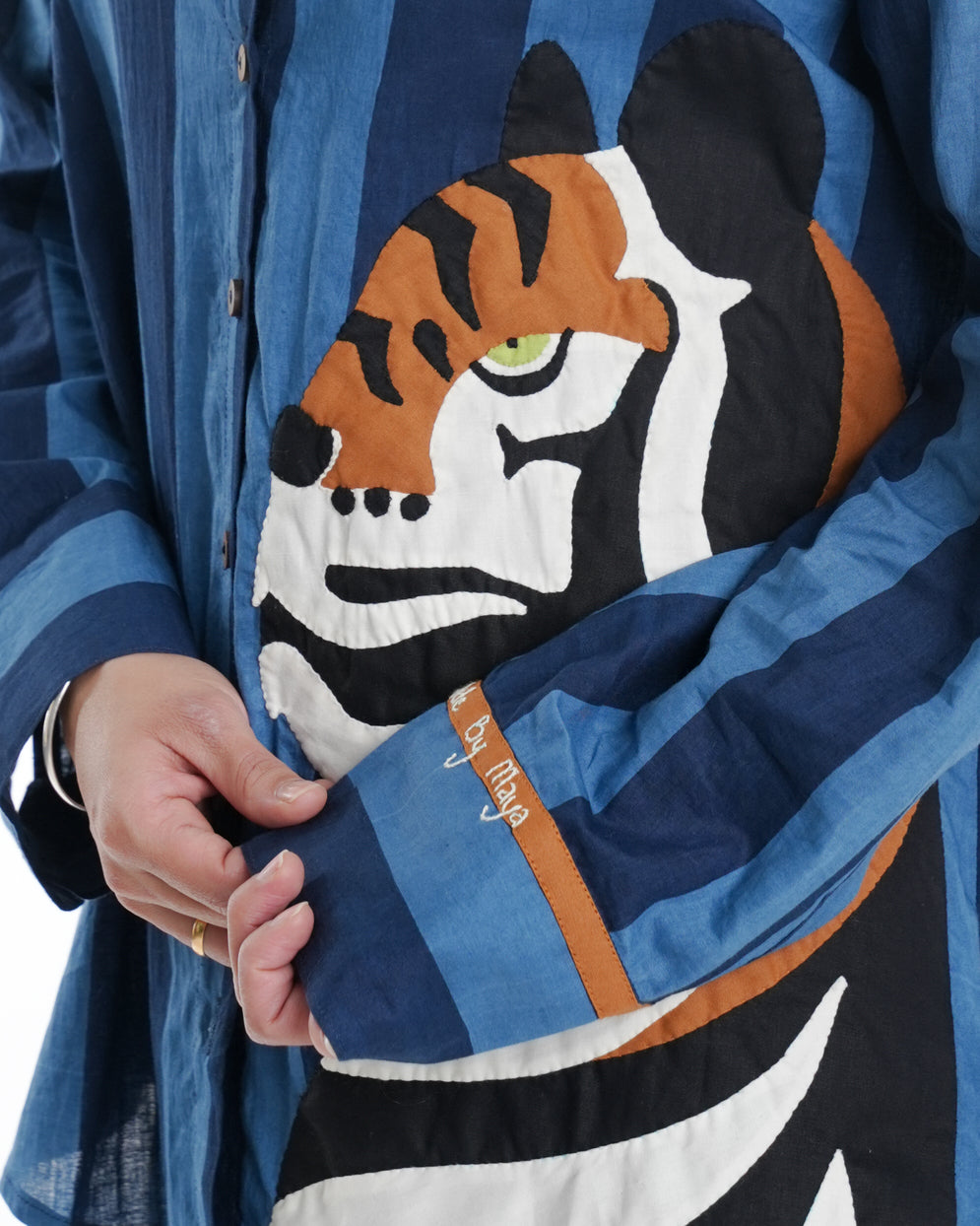 Safari Edit Wearable Art Shirt, Blue Bold Stripe