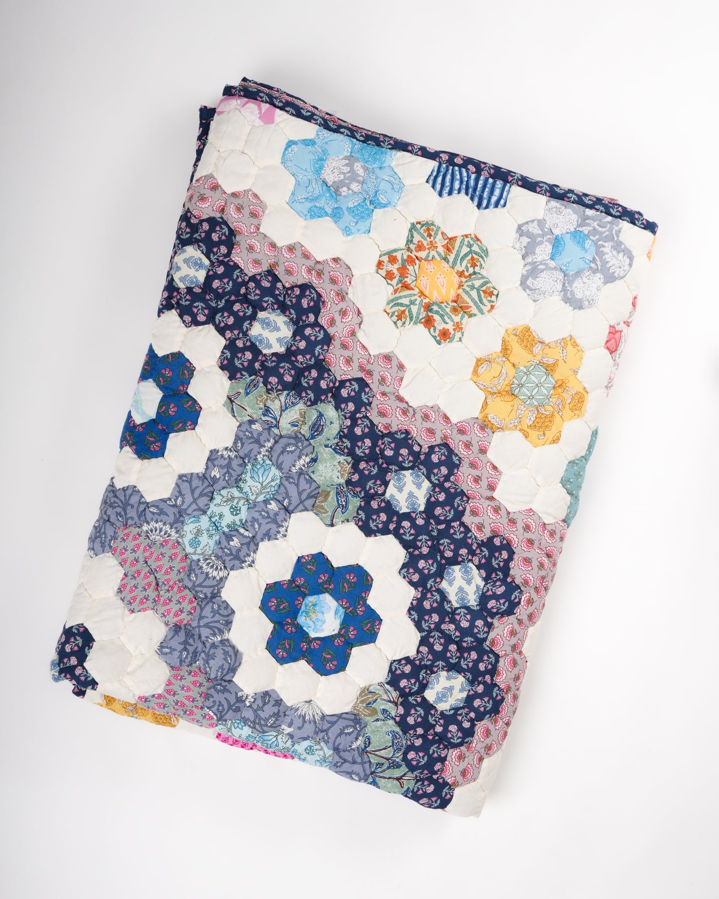 Bloomingdale Single Size Patchwork Quilt