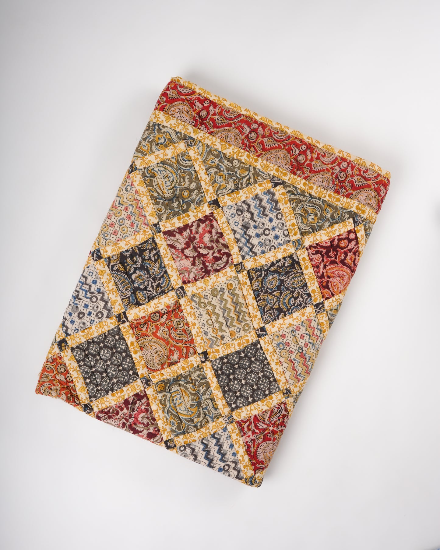 Bamboo fences Single Size Patchwork Quilt