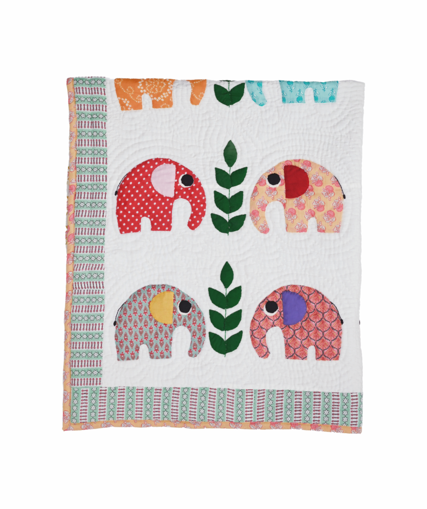 Elephant Hanging Out Baby Quilt 🐘